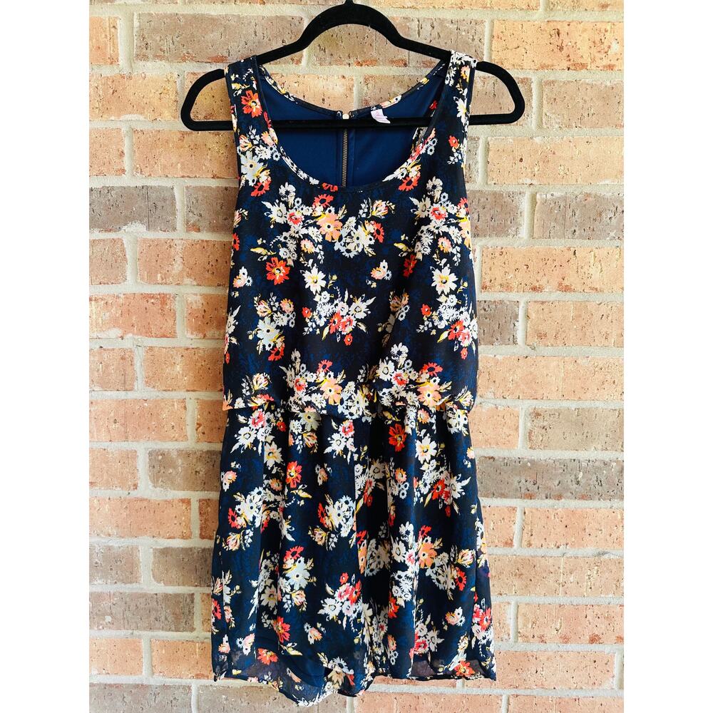 Xhilaration Women's Blue Floral Stretch Sleeveless Scoop Neck Romper Size Large - Picture 1 of 4